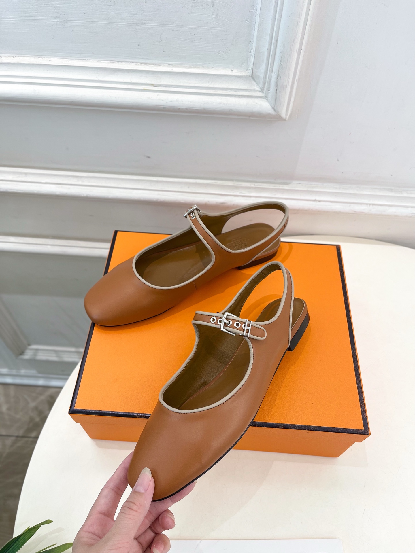 HERMÈS Kleo Mule Sandals