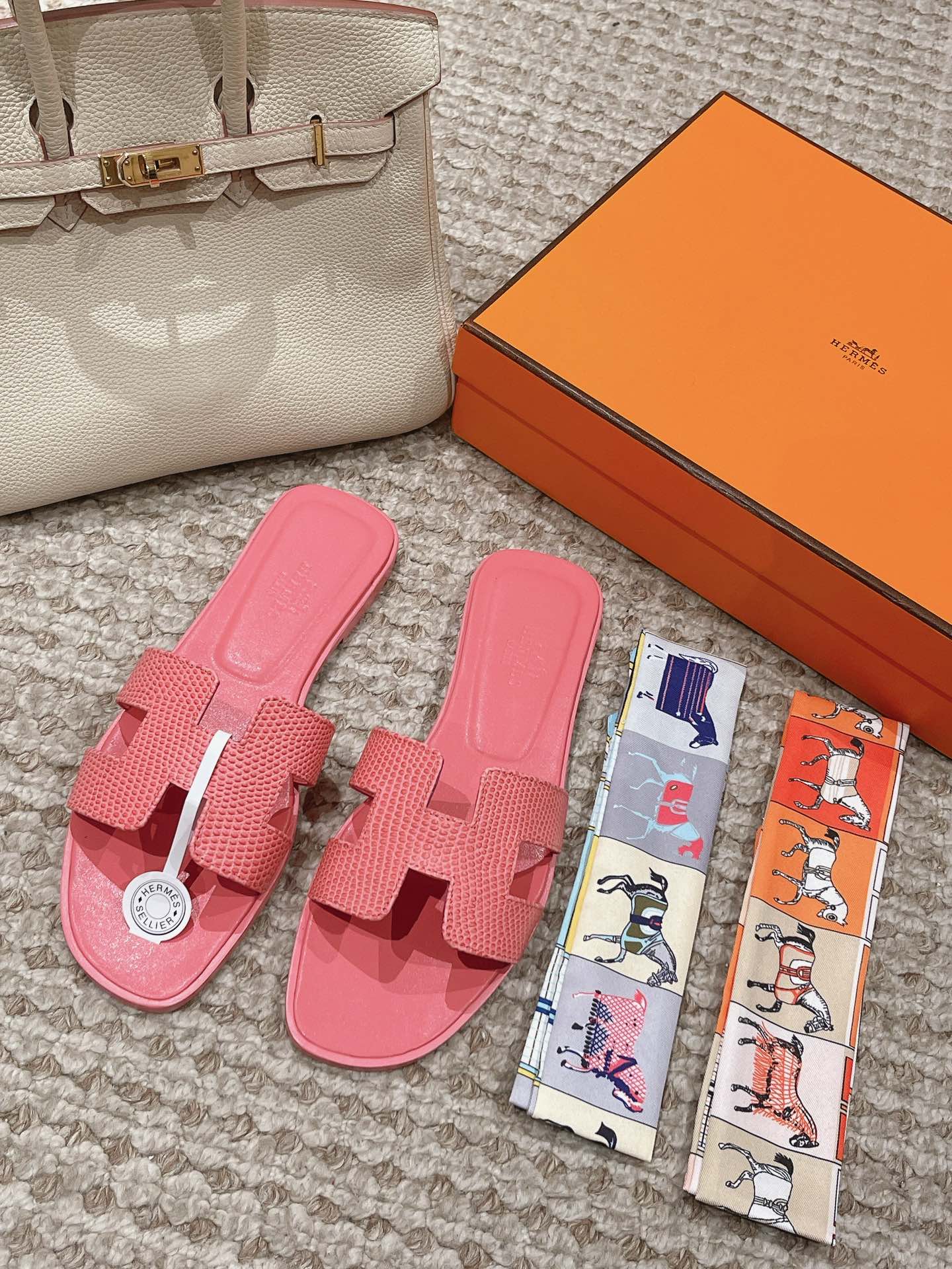 Hermès lizard print sandals-pink