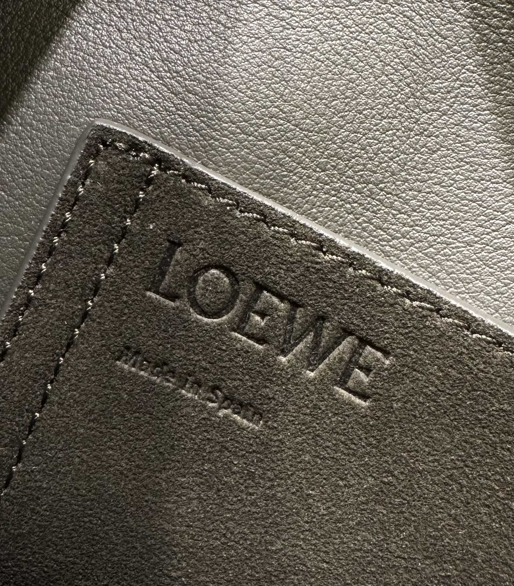 LOEWE Medium Bag