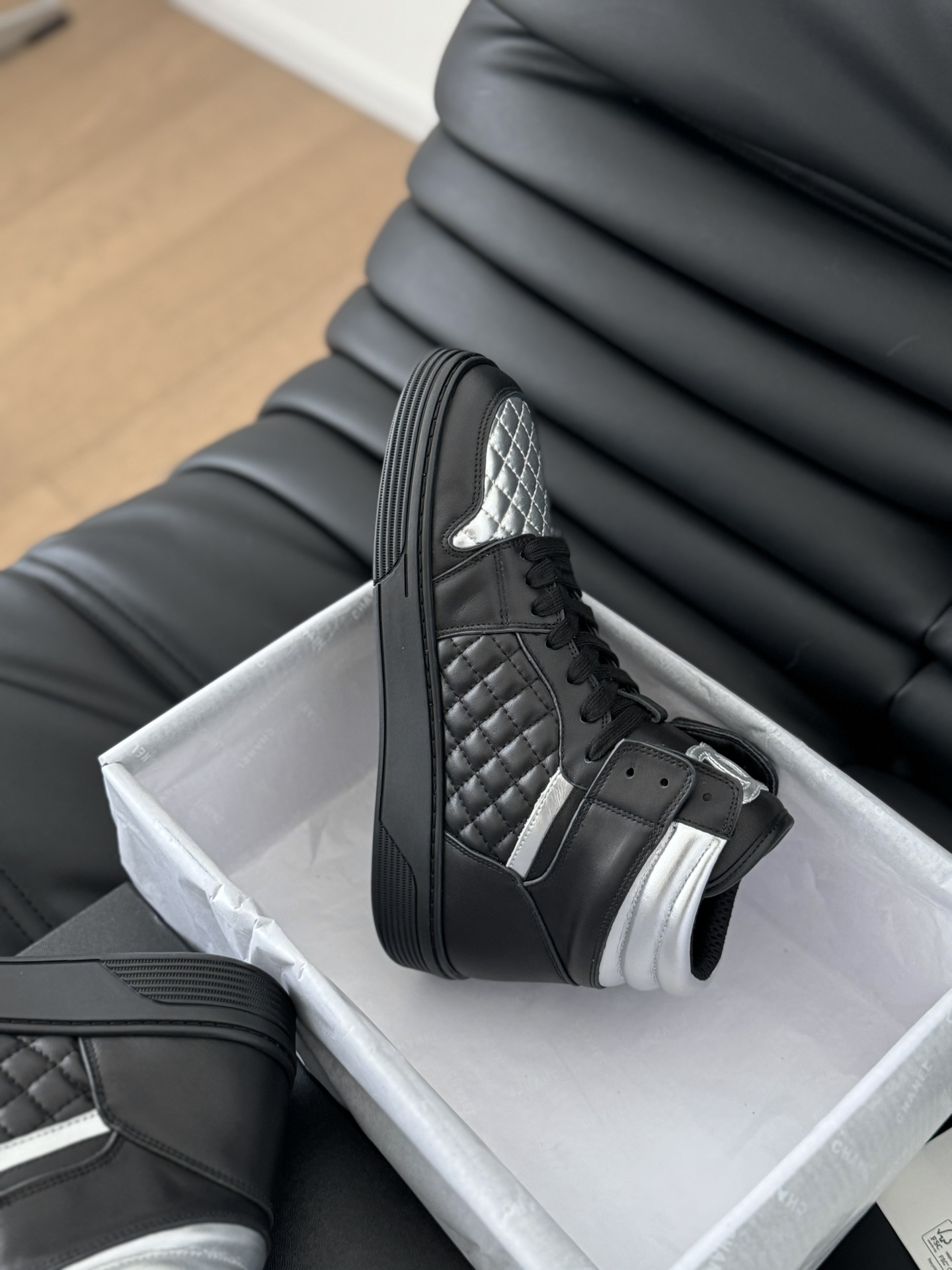 Chanel AJ-BLACK SLIVER