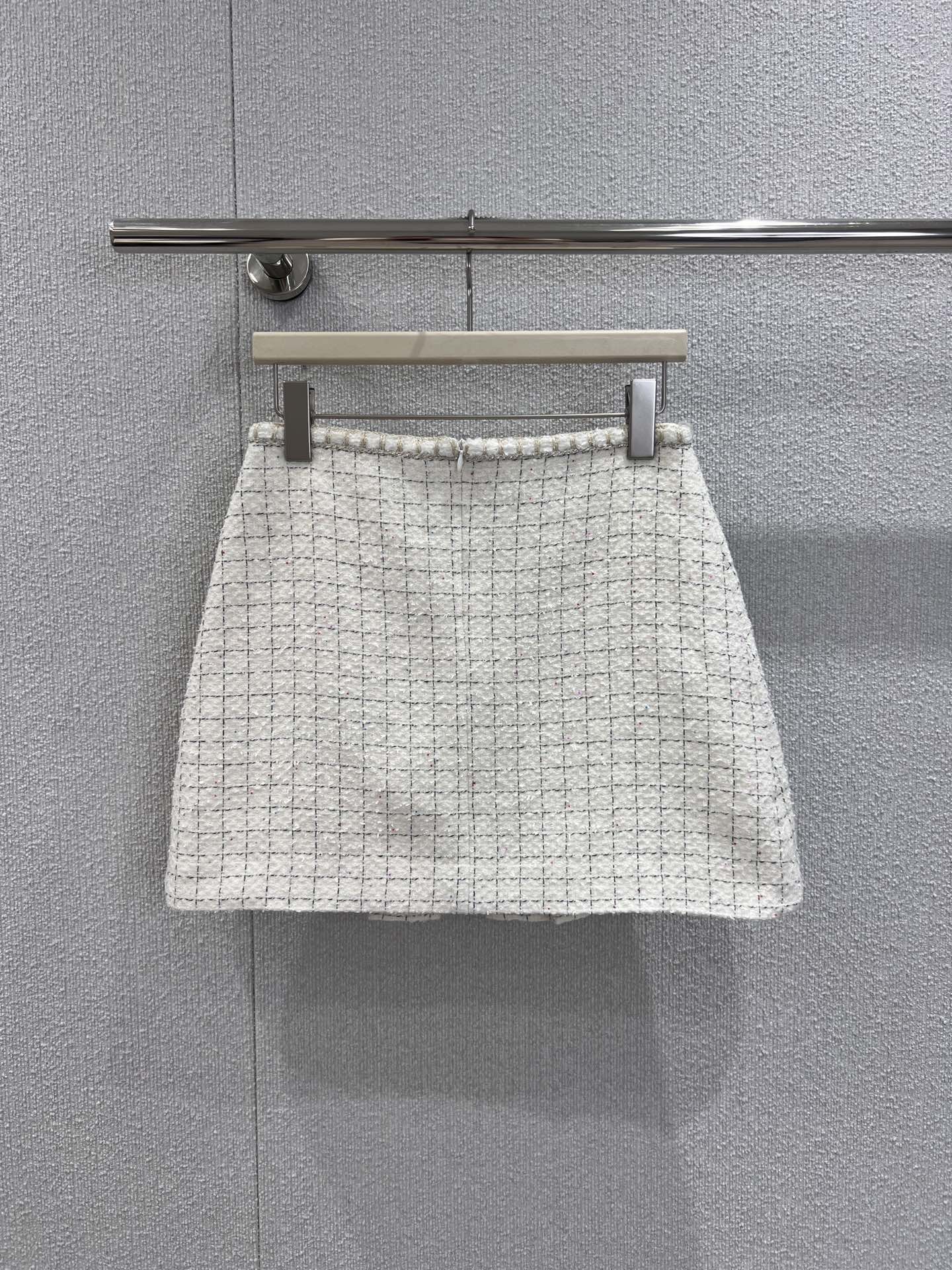 CHANEL 25B Haute Couture-Inspired Tweed Set