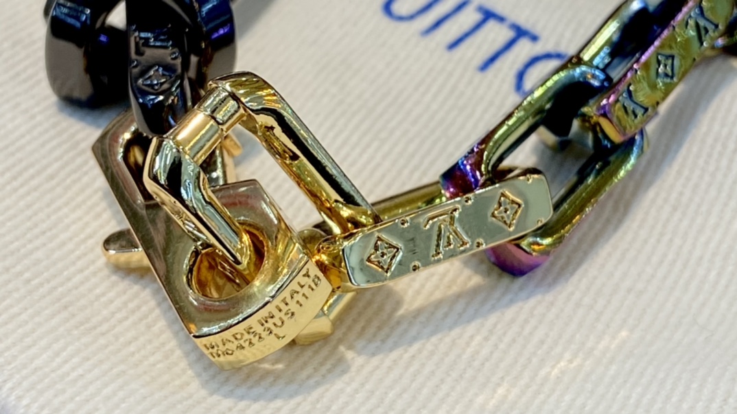 Lv-Monogram quenched bracelet