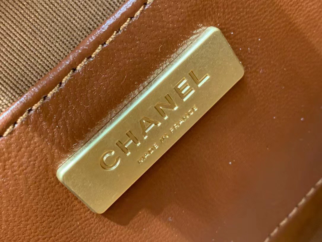 CHANEL Shiny Lambskin Cocodoc Top Handle Bag