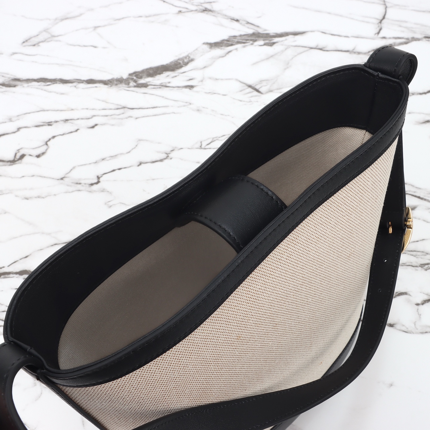 Gucci G73 Collection Bucket Bag