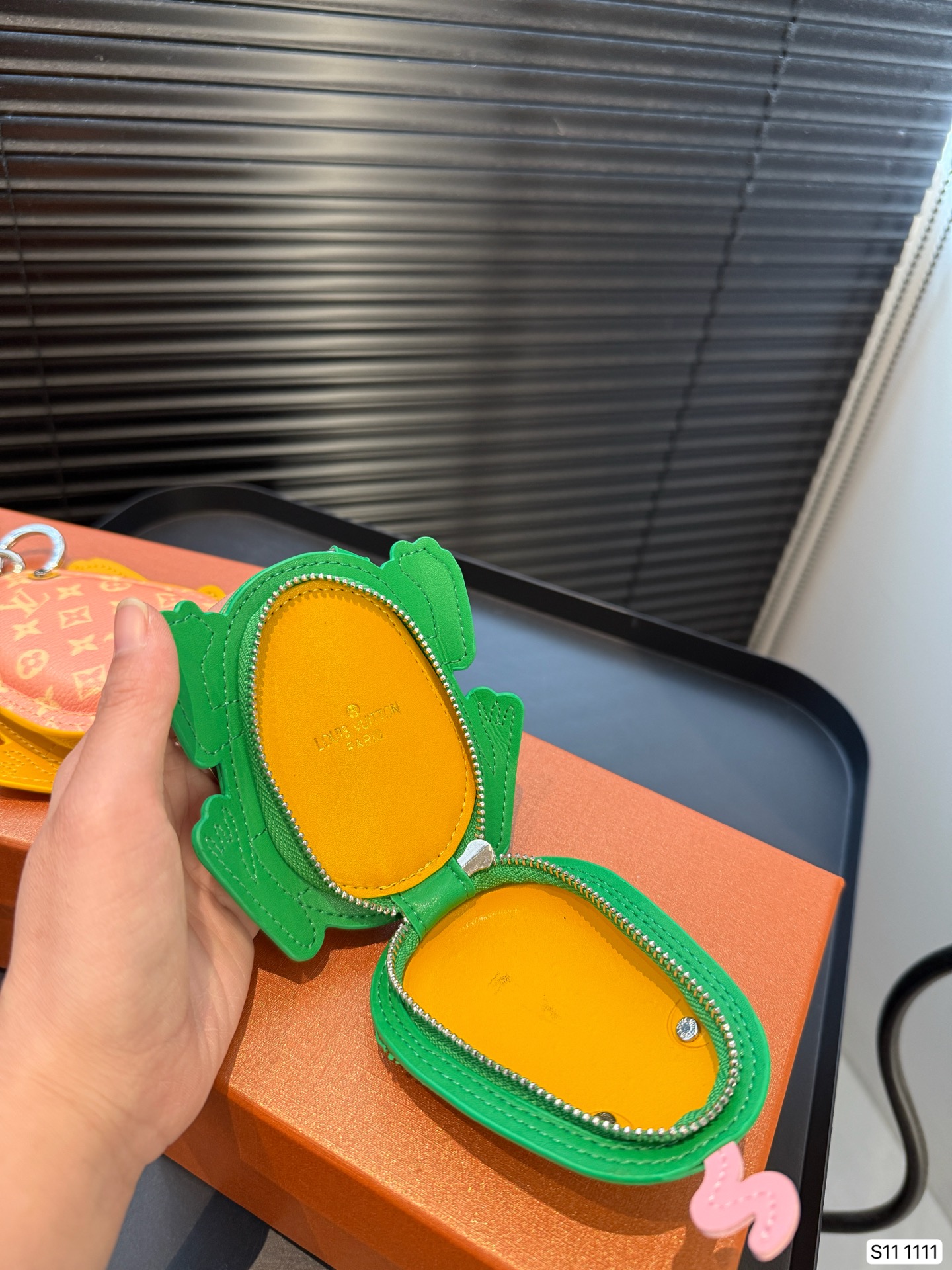 M02238 LV Frog Bag Charm