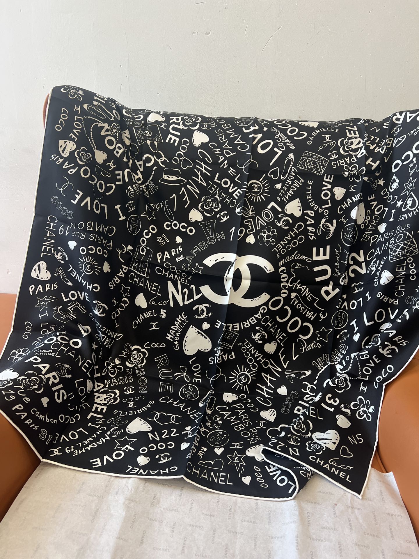 chanel scarf black