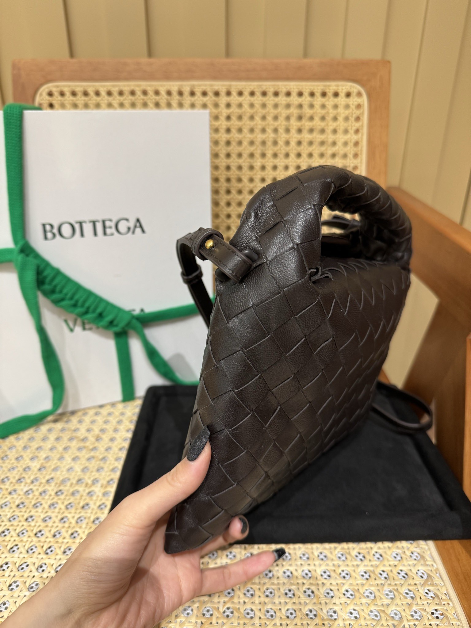 mini Hop crossbody bag Chocolate brown