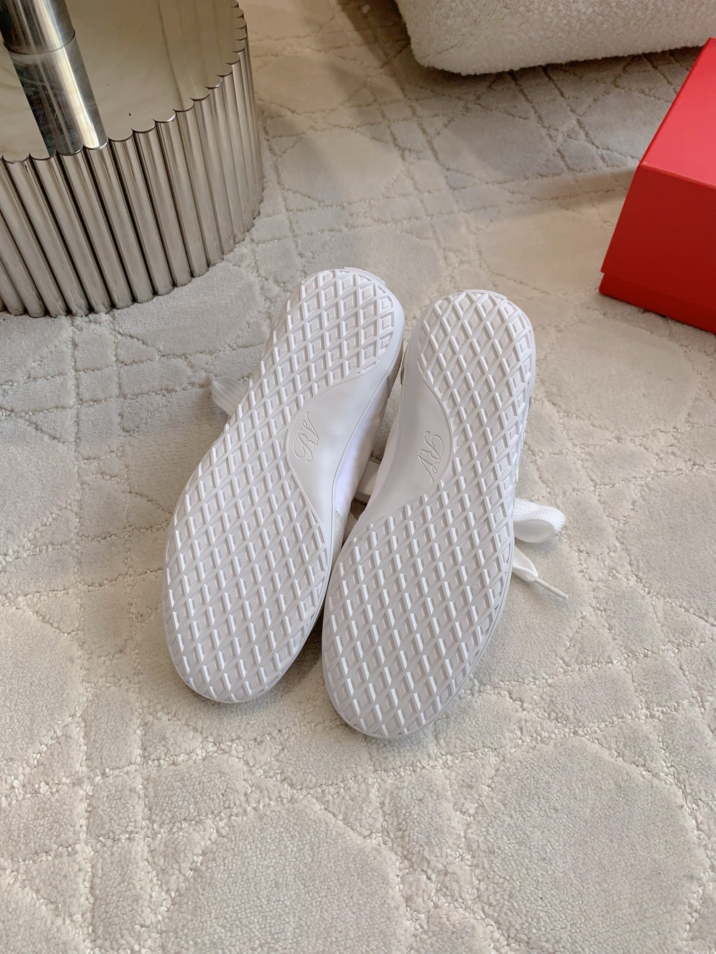 Roger vivier Low Sneakers in suede