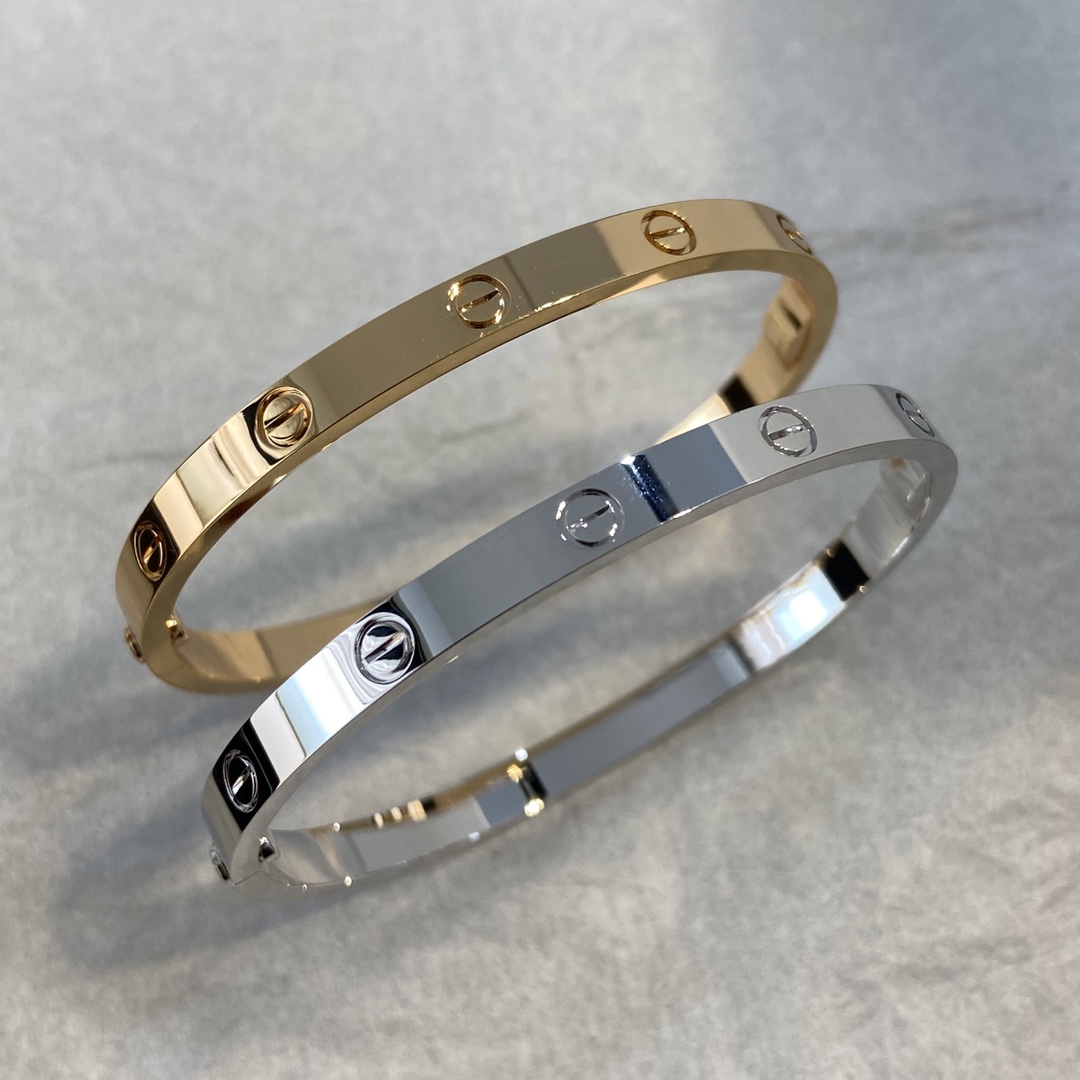 Cartier-Love bracelet