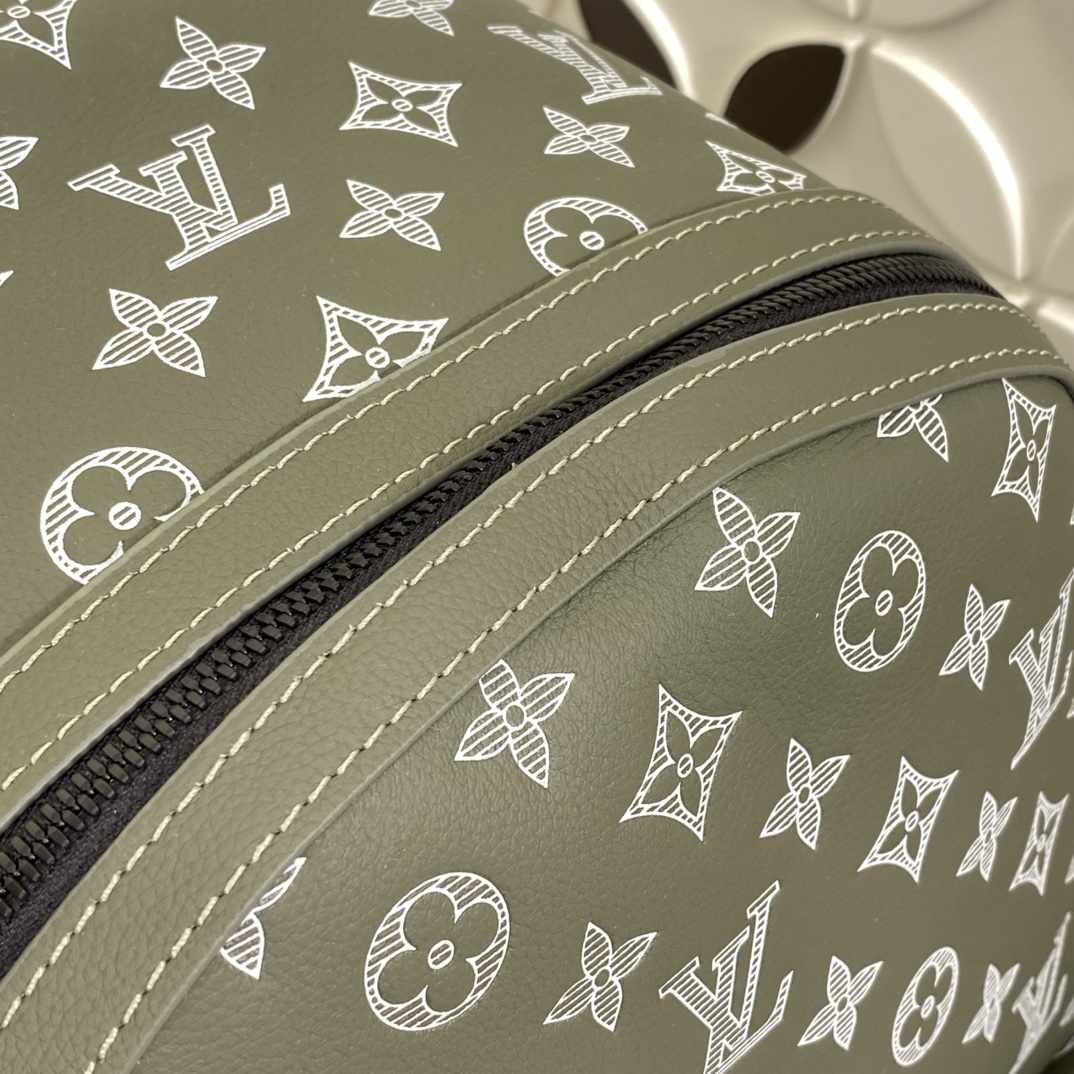 LV-M12463 Army Green (striped embossed)