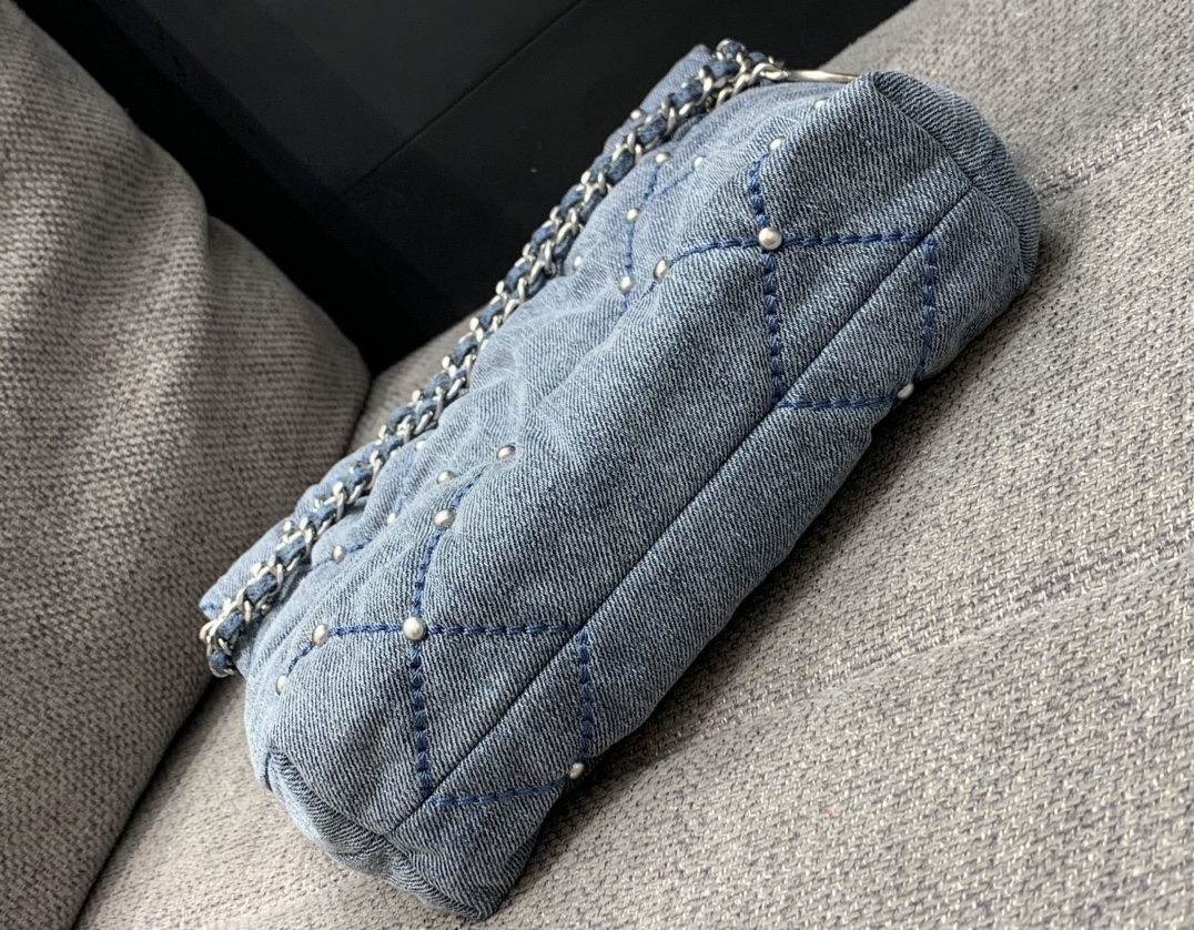 Chanel-Denim 22 Bag