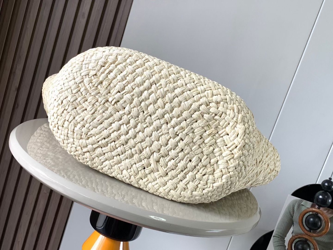 Loewe- The Latest Handwoven Basket Bag