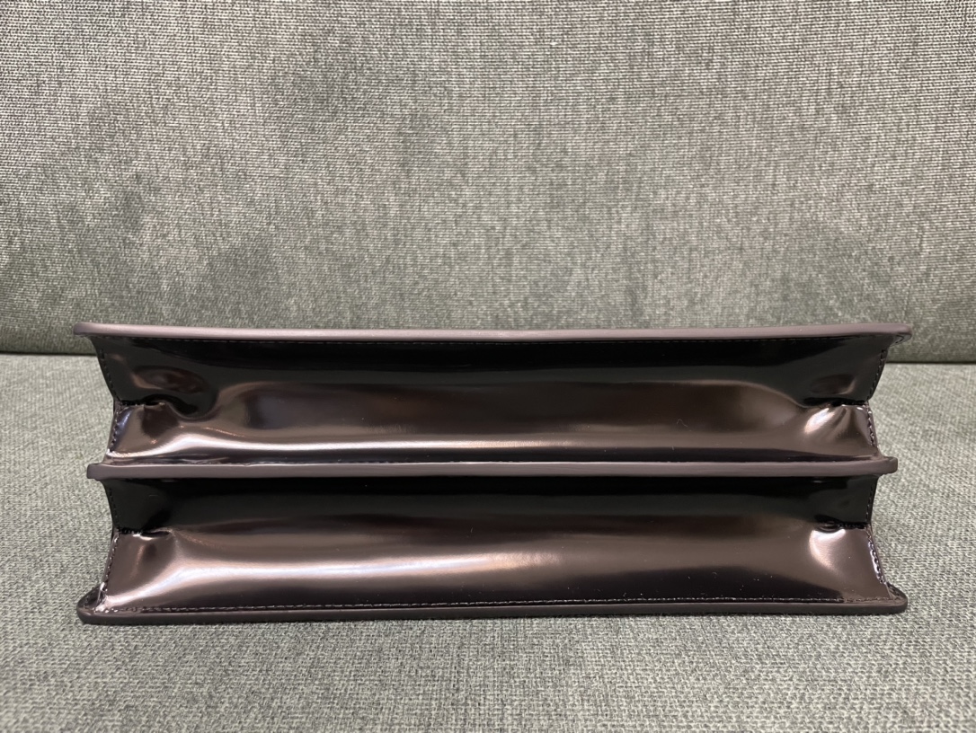 FENDI-2023 Peekaboo Cut bag