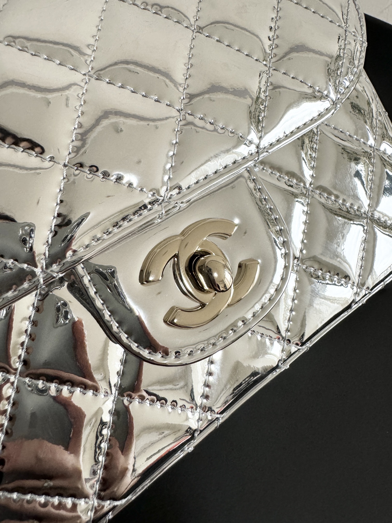 Chanel- Star mini CF