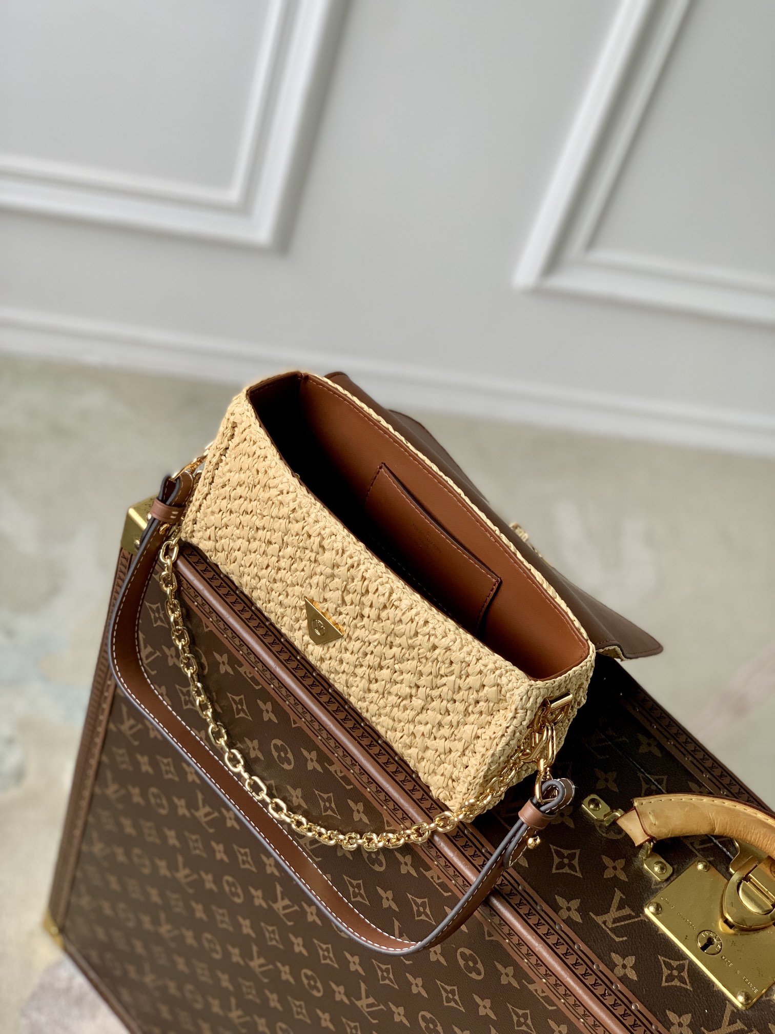 Louis Vuitton - Twist West Bag - Luxury Other Leathers Beige