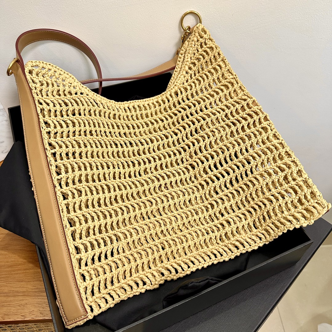 𝗢𝗫𝗔𝗟𝗜𝗦 Raffia Crochet Shoulder Bag