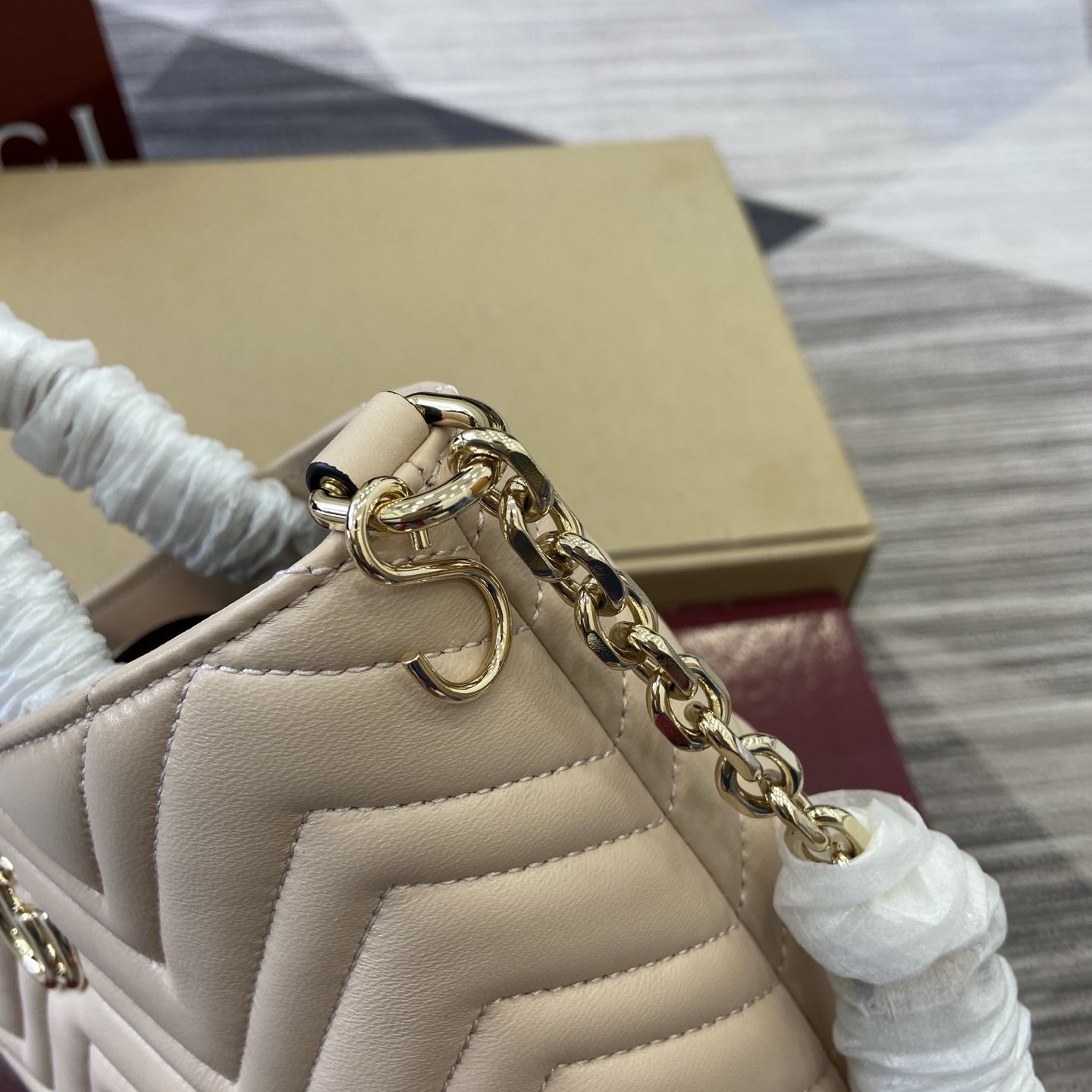 Gucci Betty small tote bag