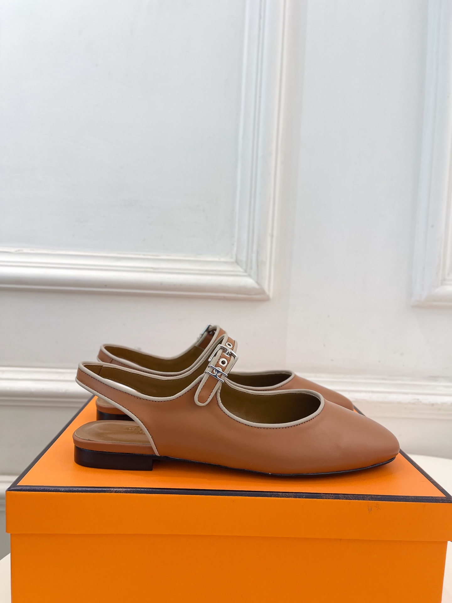 HERMÈS Kleo Mule Sandals