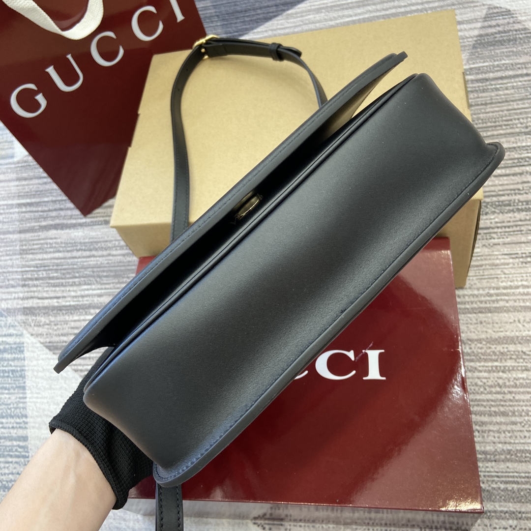 Gucci Blondie top handle bag