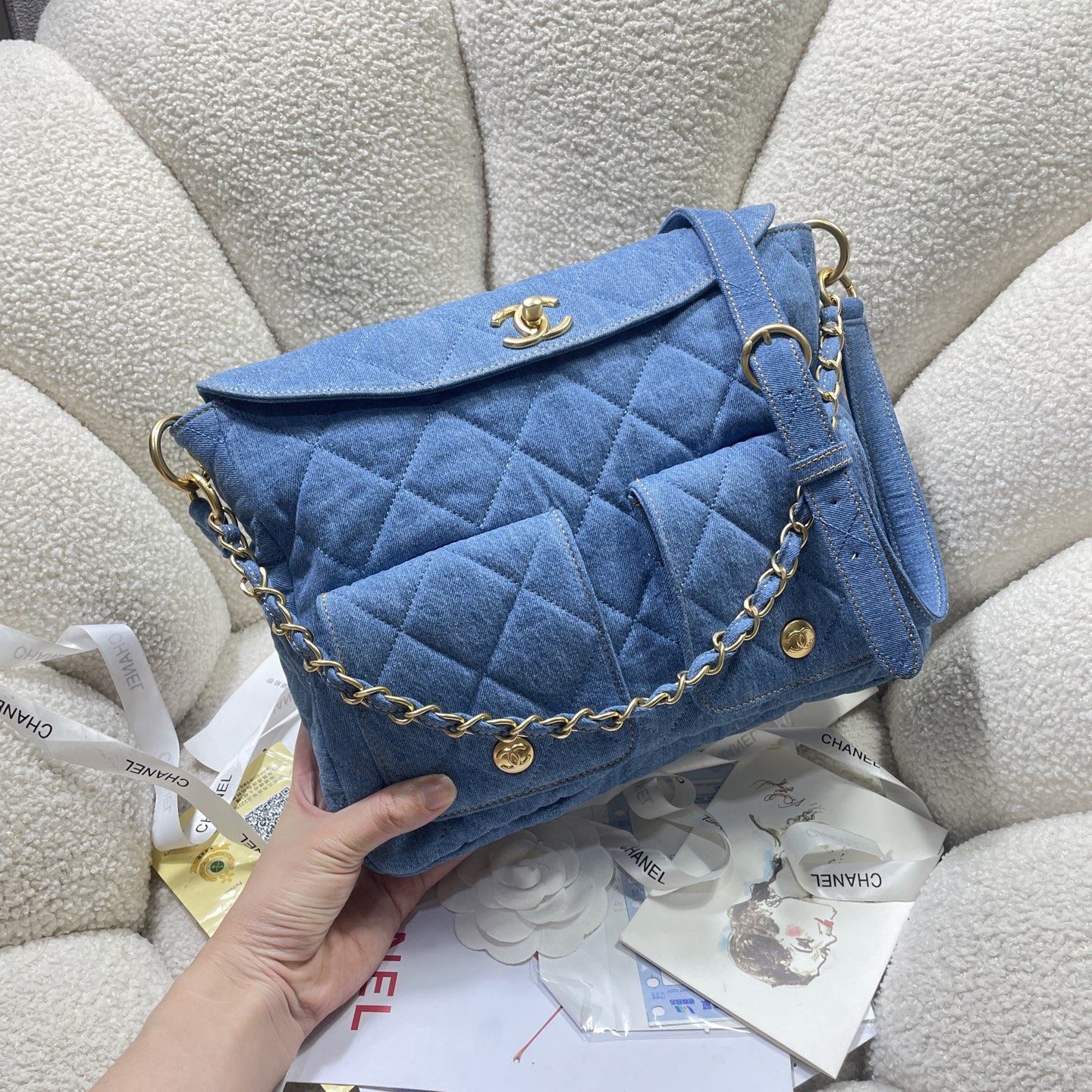 24P Hobo Messenger Bag