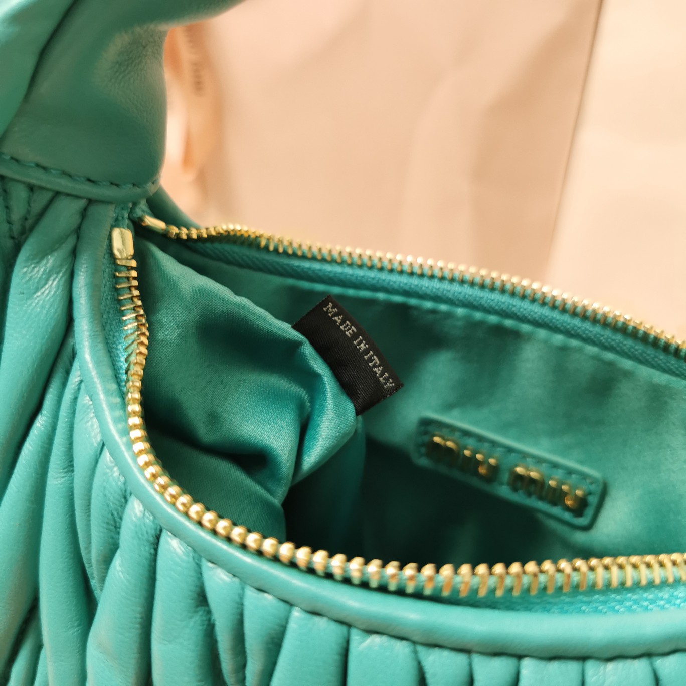 MiuMiu-Wander Handbag