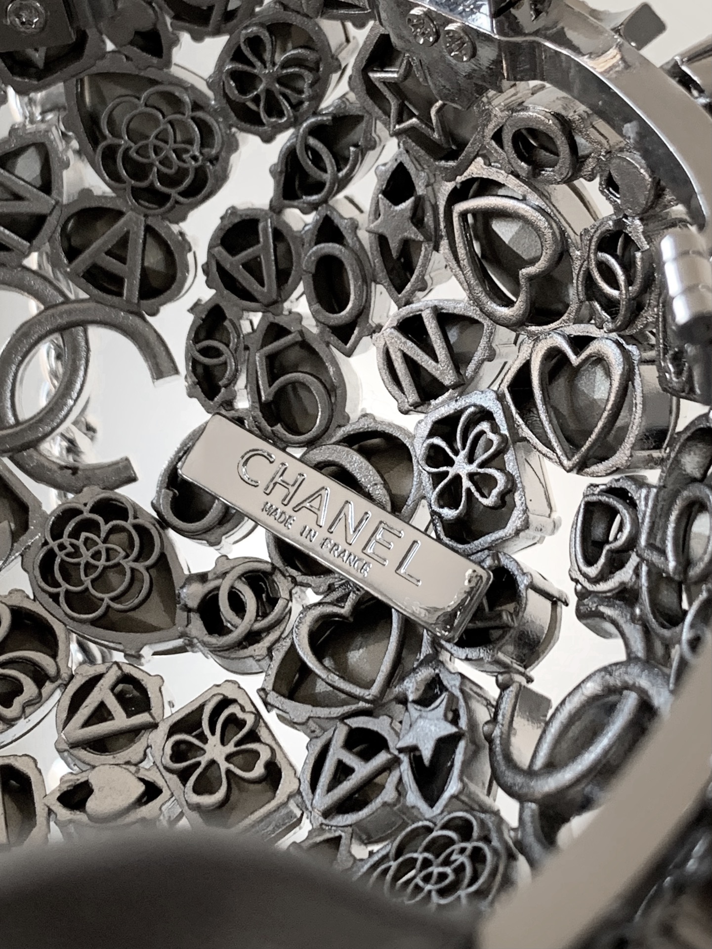 chanel diamond ball Bag