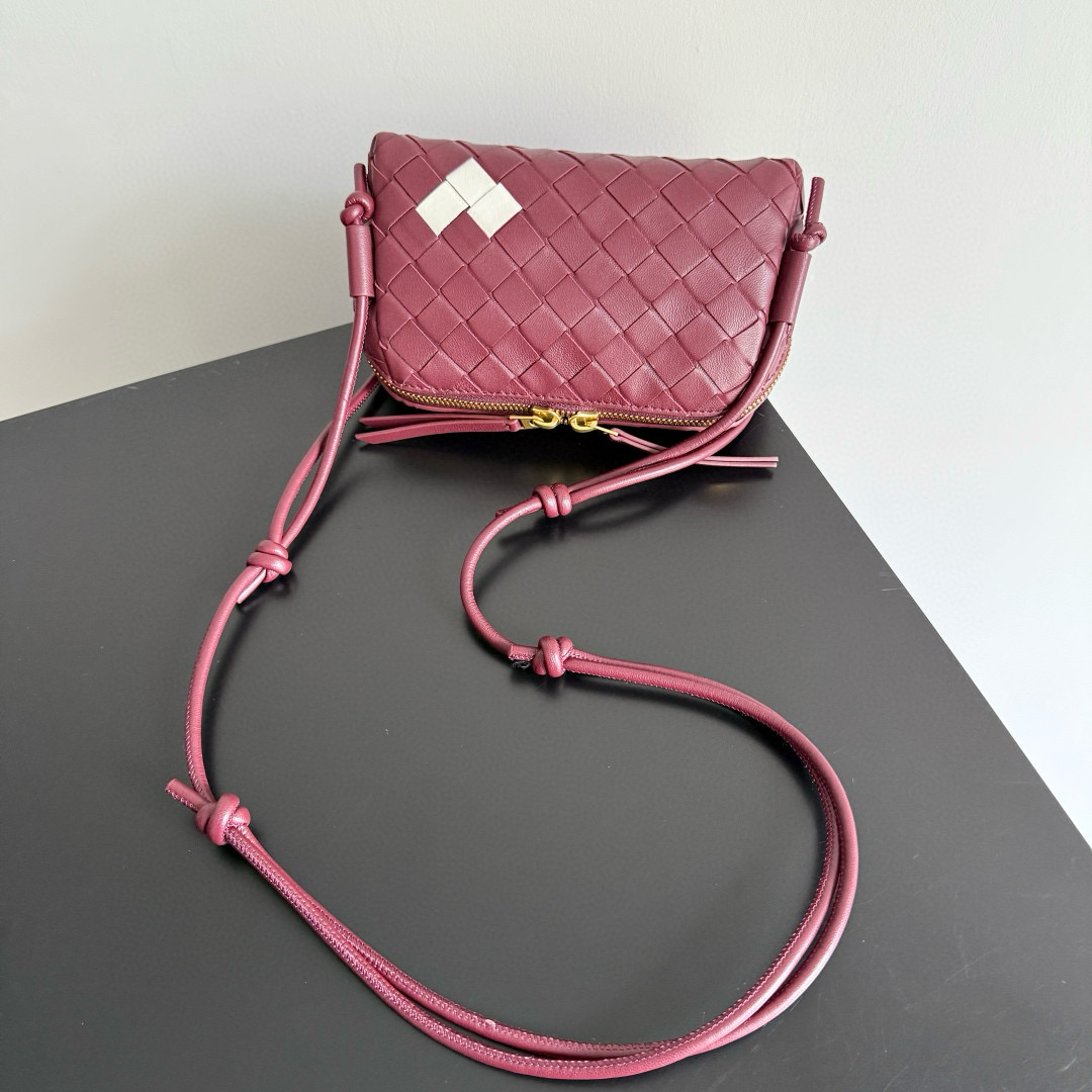 Top-tier Mini from Bottega Veneta