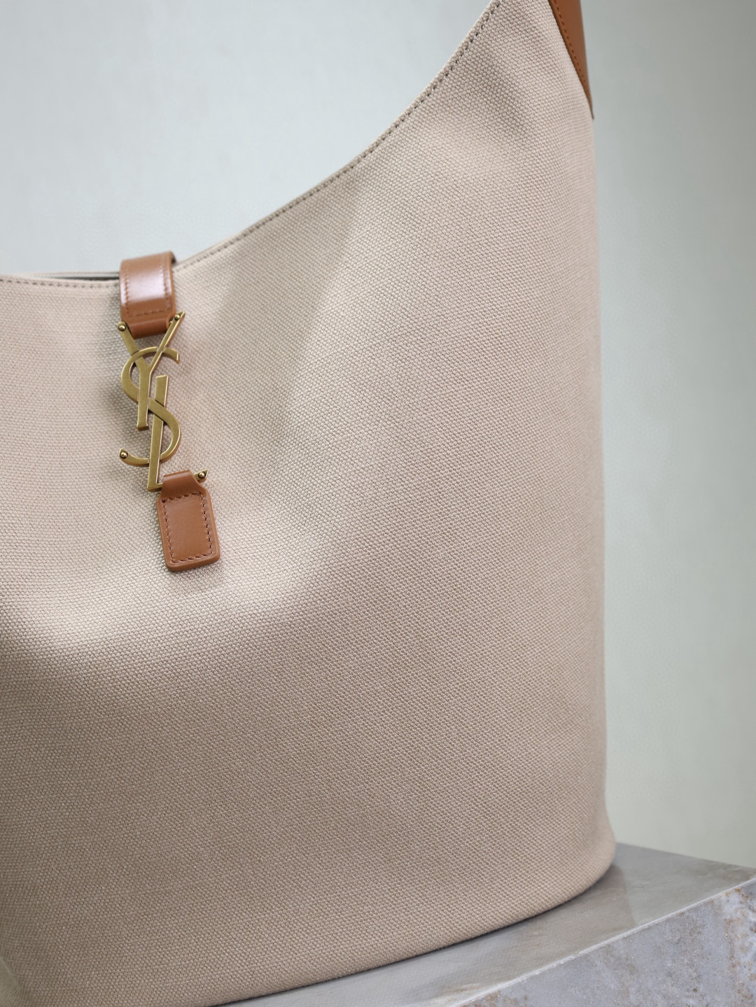 YSL LE 5 À 7 hobo in canvas and leather