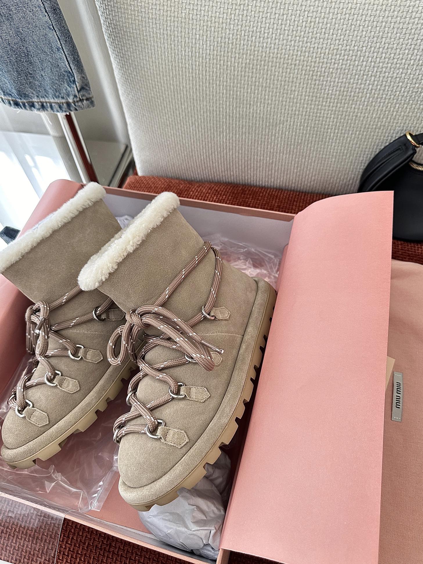 🍓 MIU MIU 24 New Lace-Up Wool Snow Boots