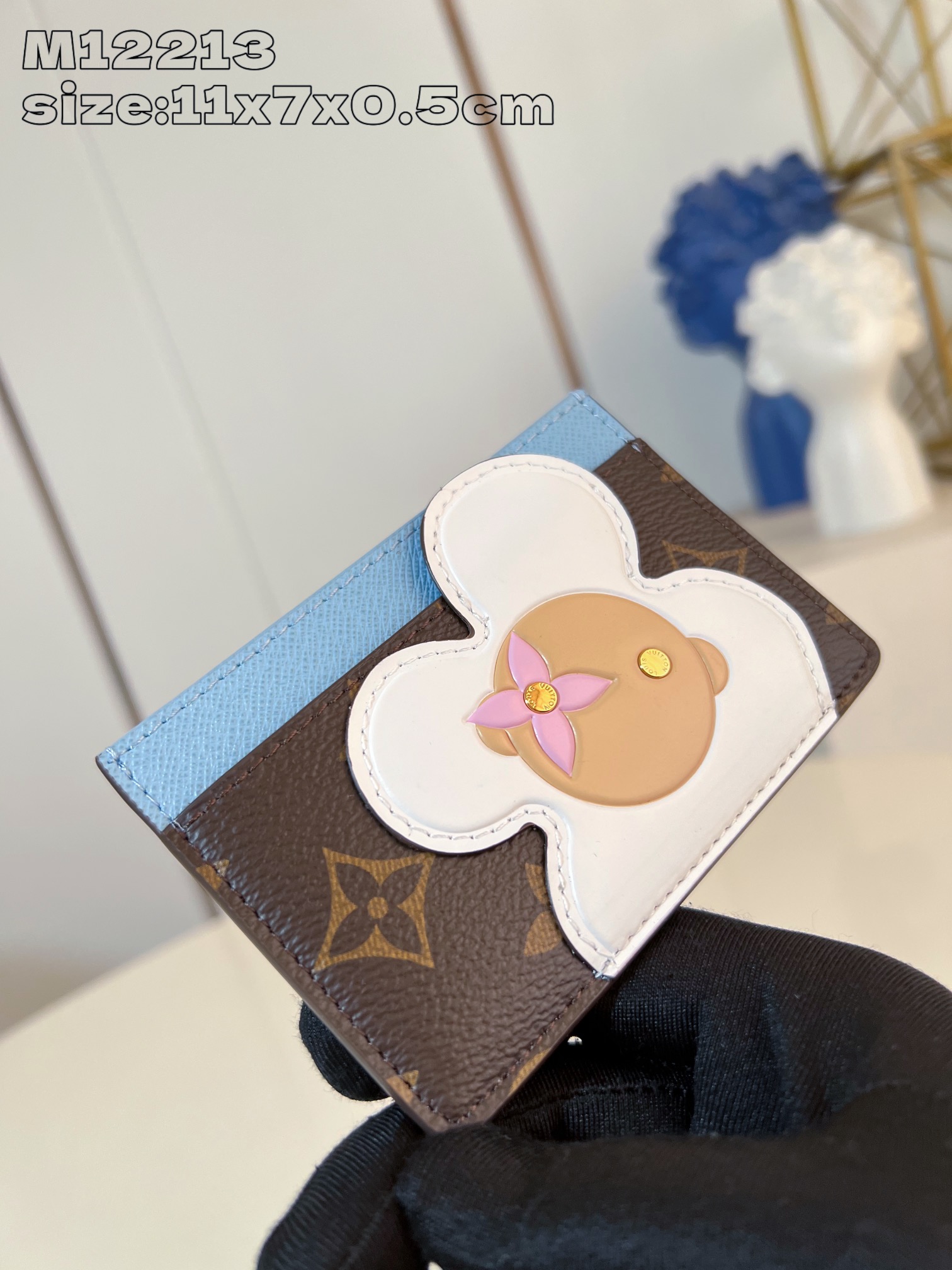 LV-M12213-Business card holder