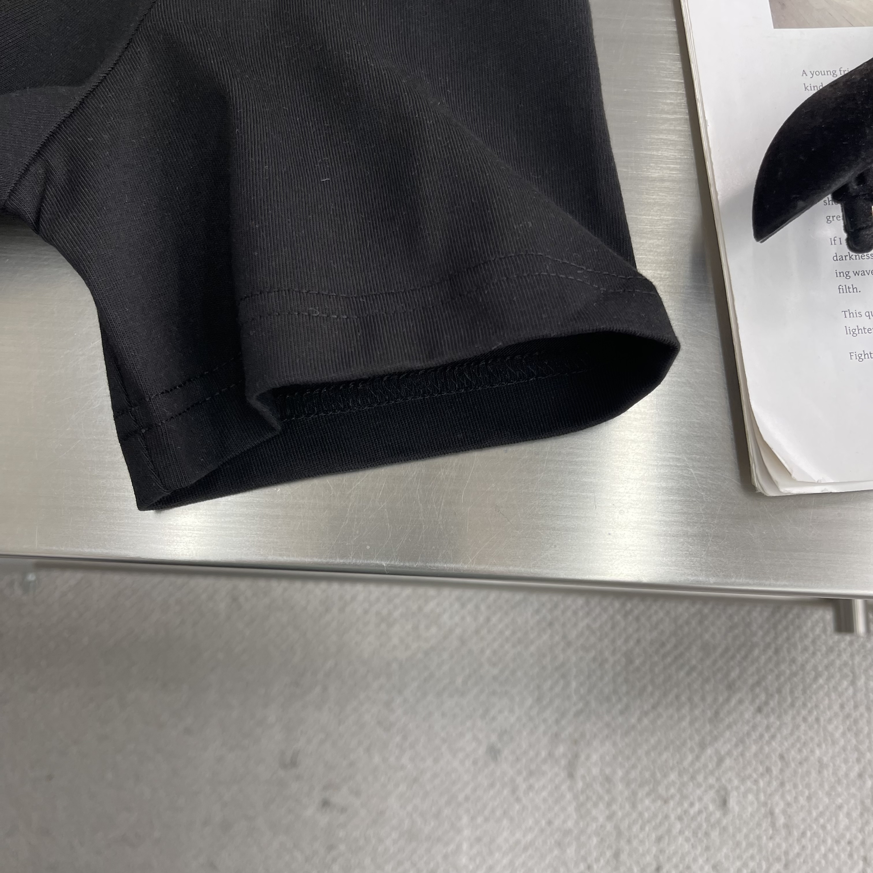 LV 2025 SS New Arrival – Unisex T-Shirt