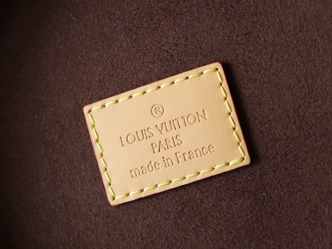 Louis Vuitton M82952 Nano Cannes