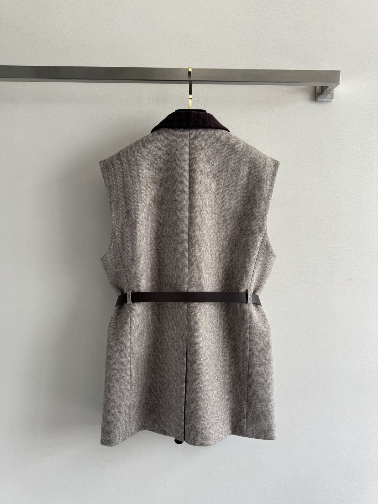 BRUNELLO CUCINELLI Belted cashmere-blend gilet