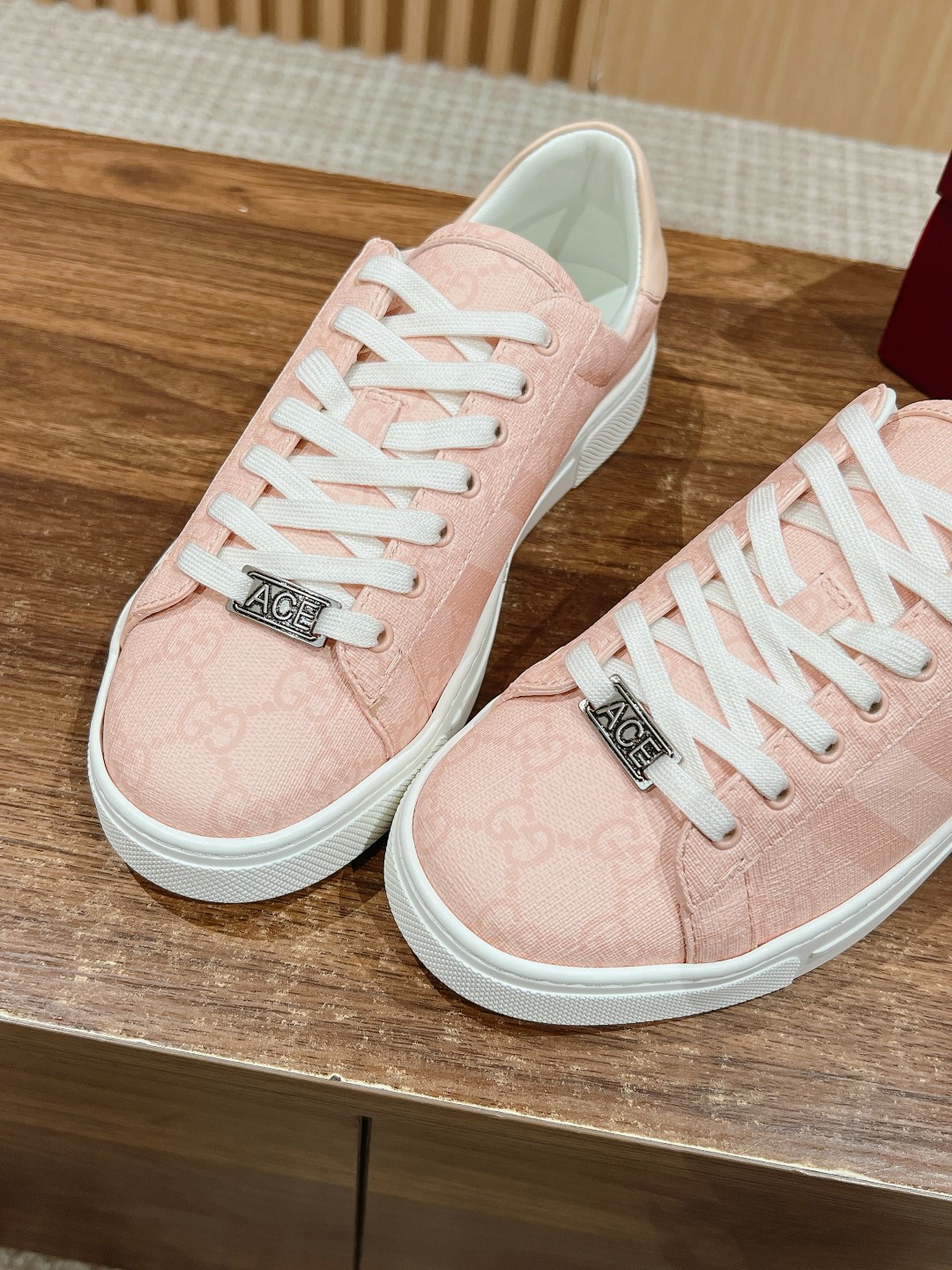 𝙂𝙪𝙘𝙘𝙞 𝘼𝙘𝙚#nude pink