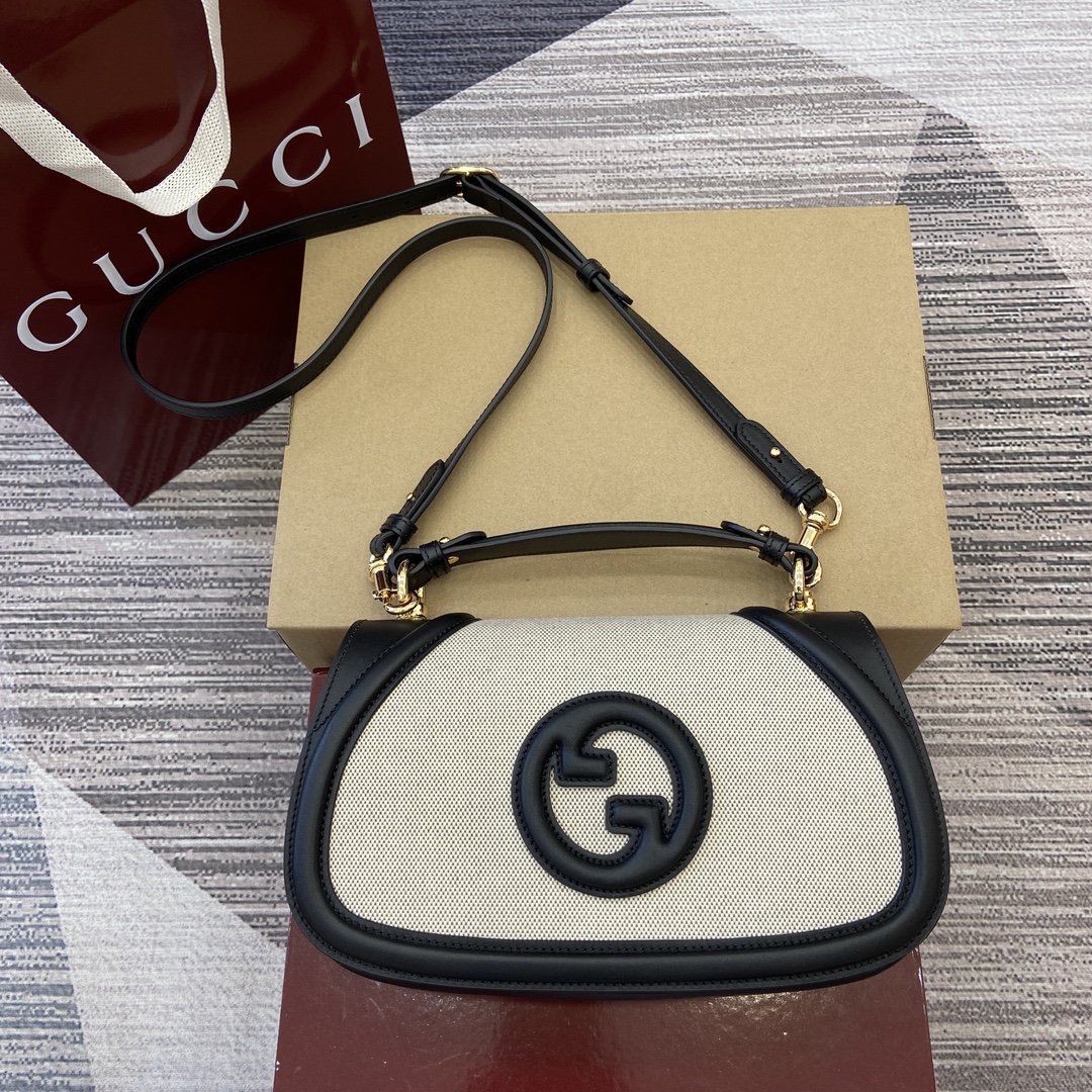 Gucci Blondie top handle bag
