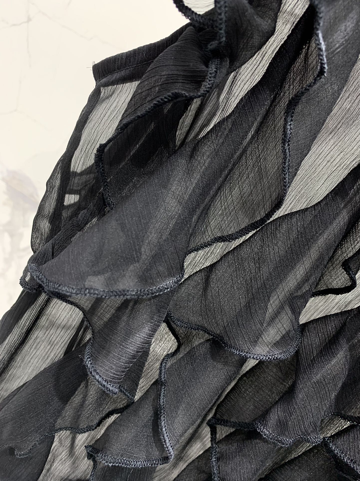 Ermanno Scervino Ruffled Sleeveless Fly Top