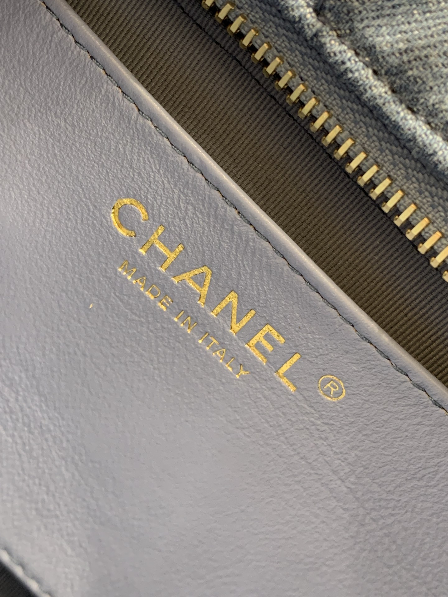 Chanel-2025-Denim Inspired Hobo Bag