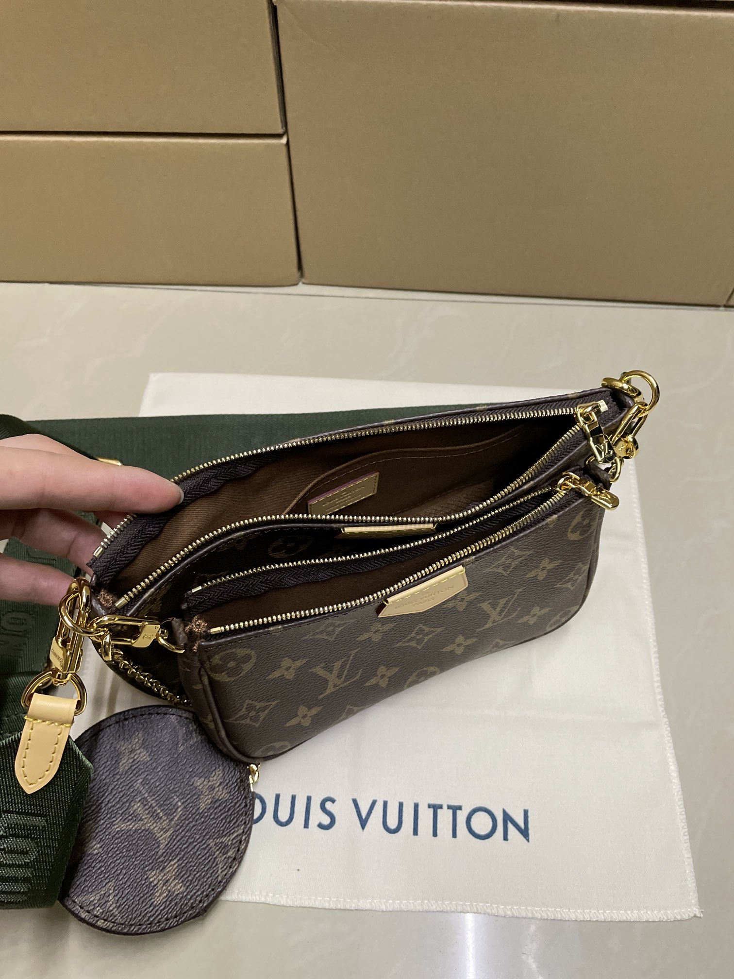 Louis Vuitton M44813 Multi-Pochette Accessoires