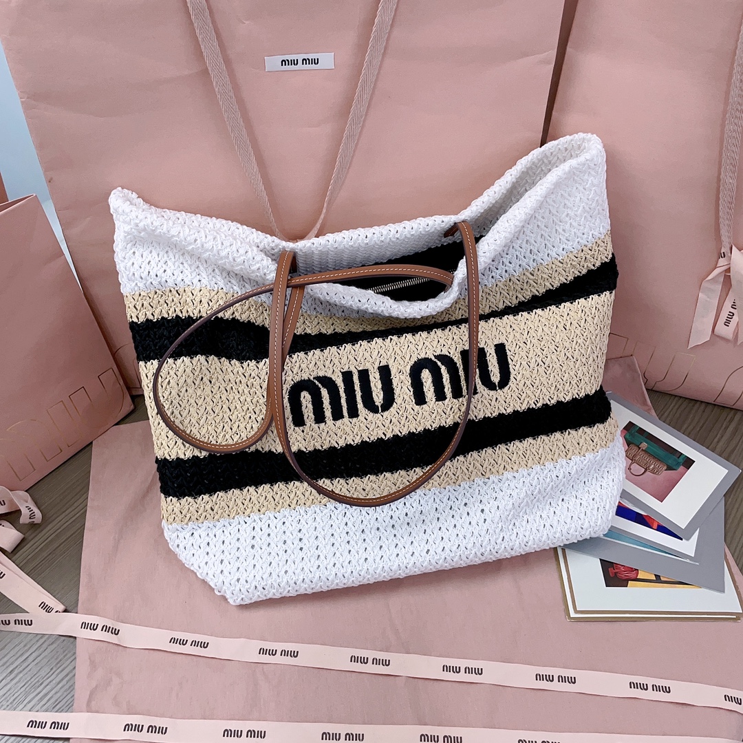 MiuMiu-Raffia-effect woven tote bag