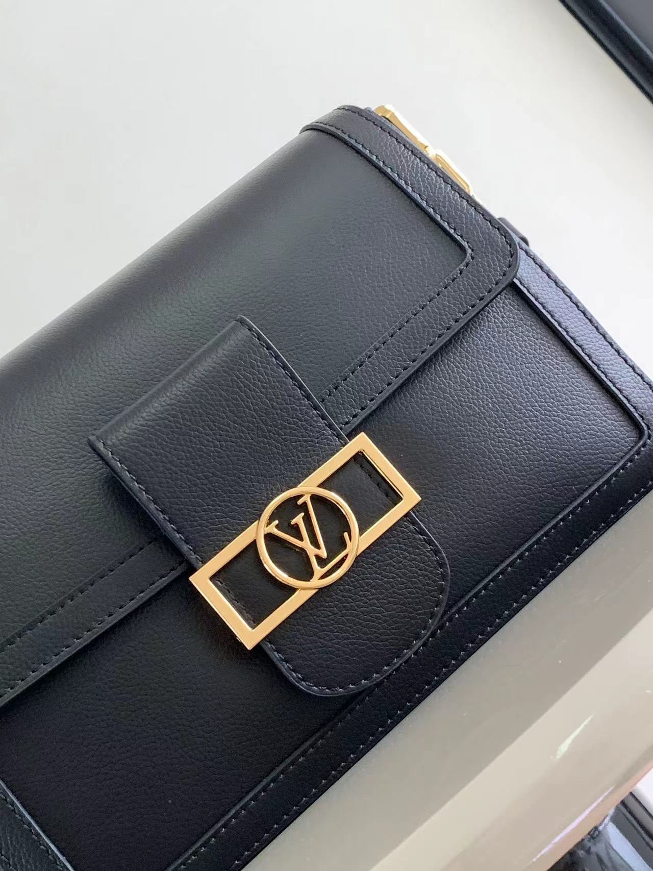 Louis Vuitton M25209 Dauphine Soft MM Black