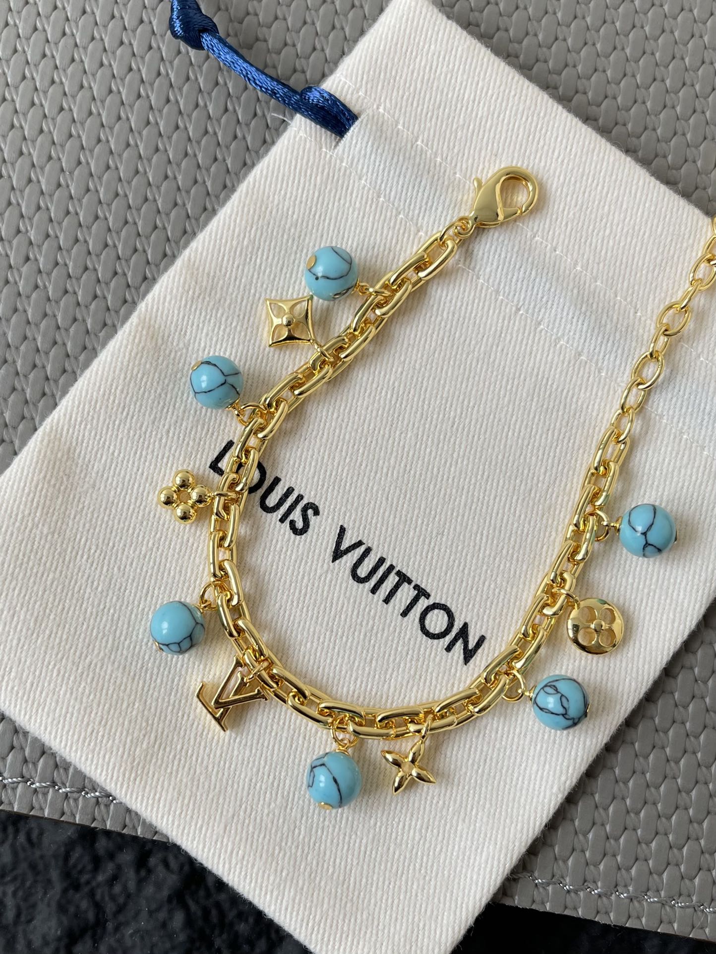 LV My Pearl bracelet