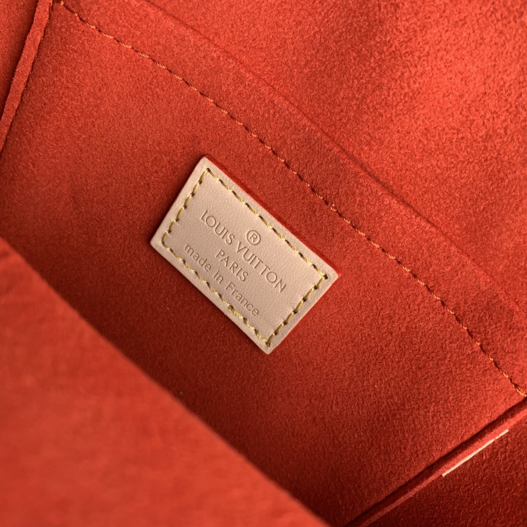 Louis Vuitton M47132 Alma Backpack Monogram