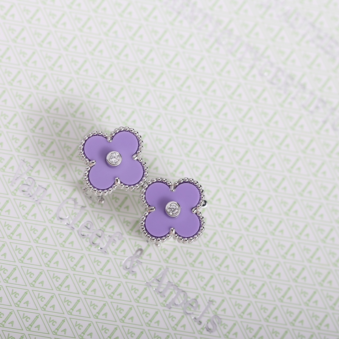 Van Cleef & Arpels Vintage Alhambra Earrings – Violet Edition.