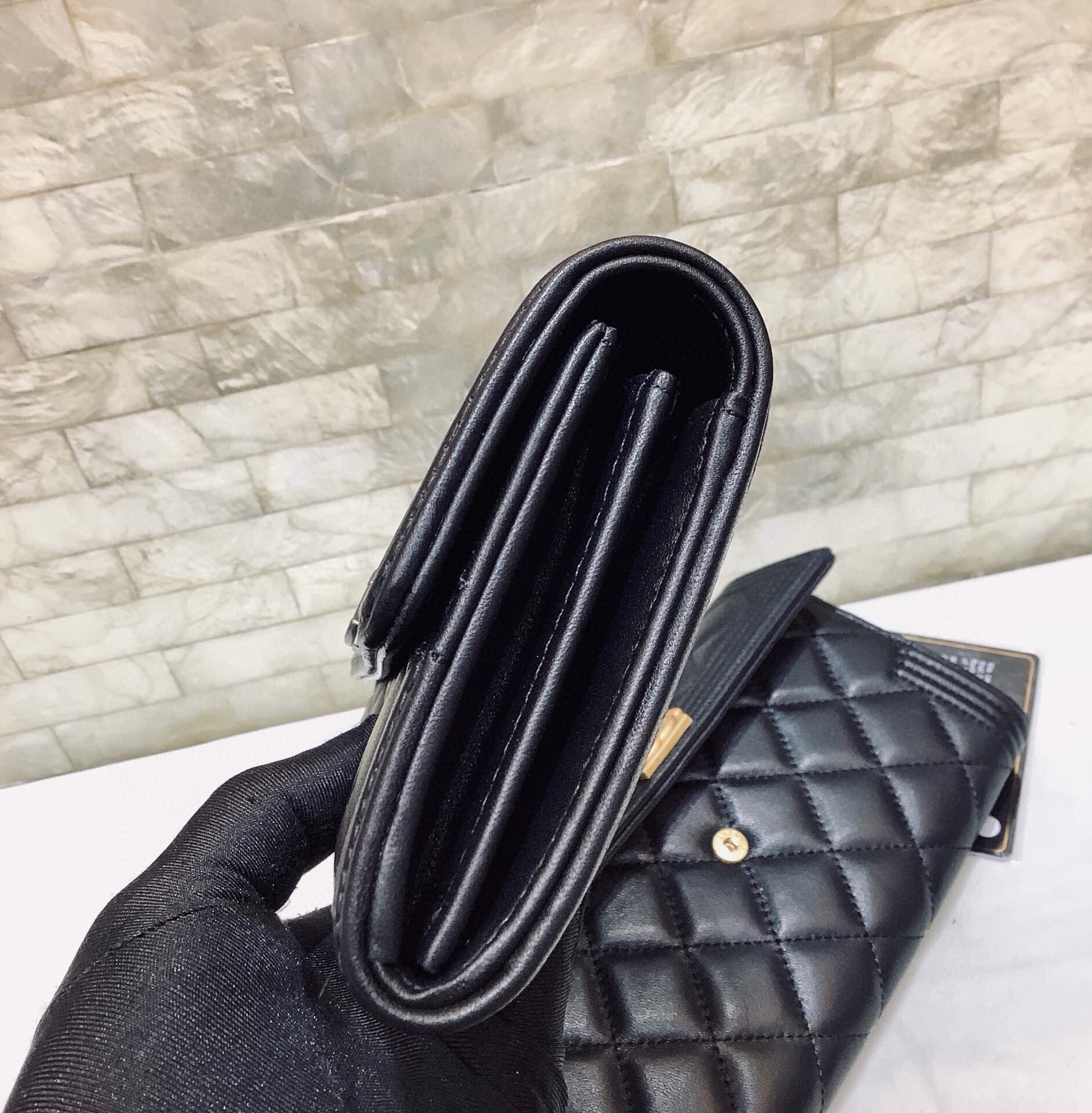 Chanel A80283 Bi-Fold Wallet