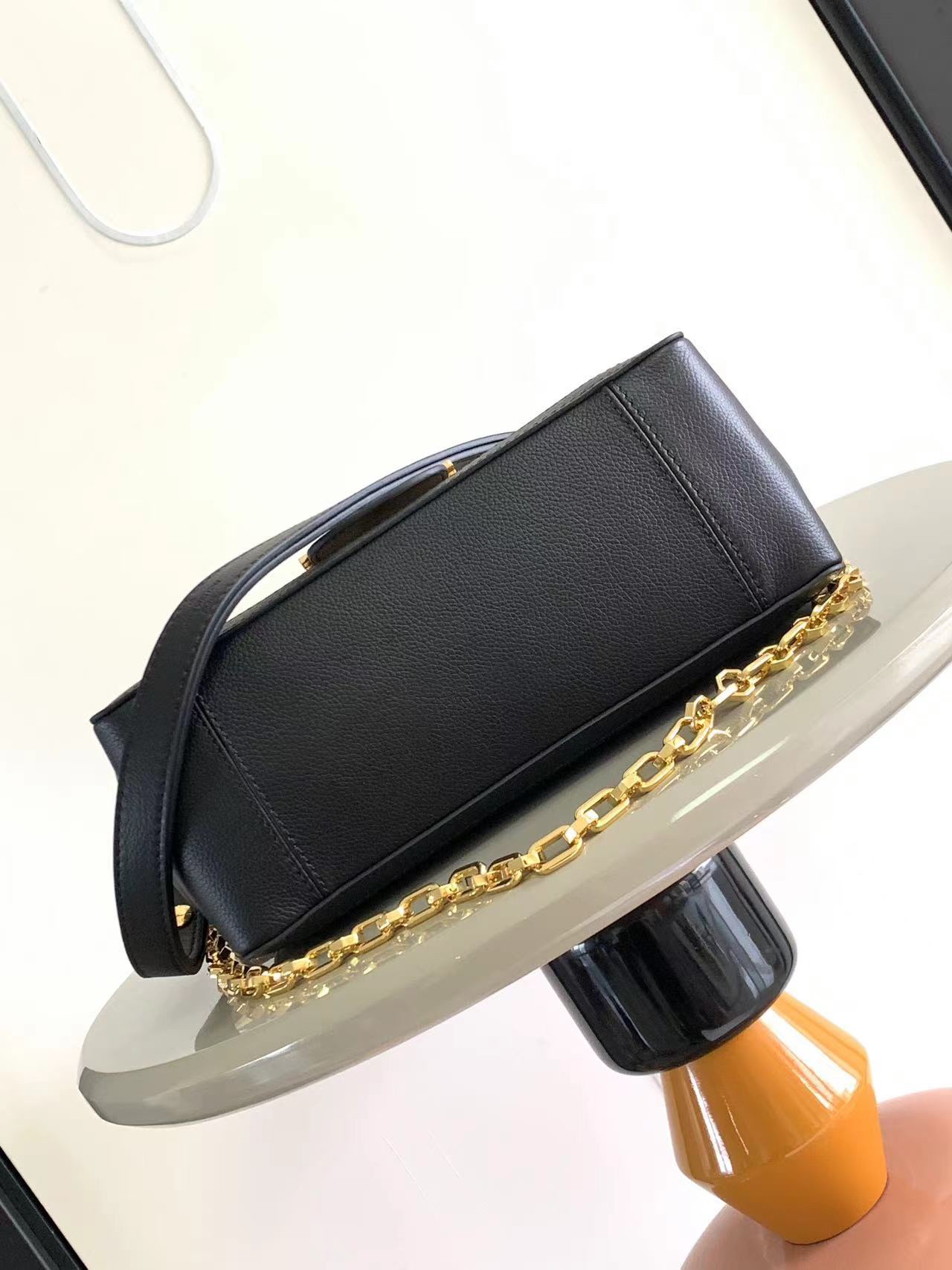 Louis Vuitton M25209 Dauphine Soft MM Black