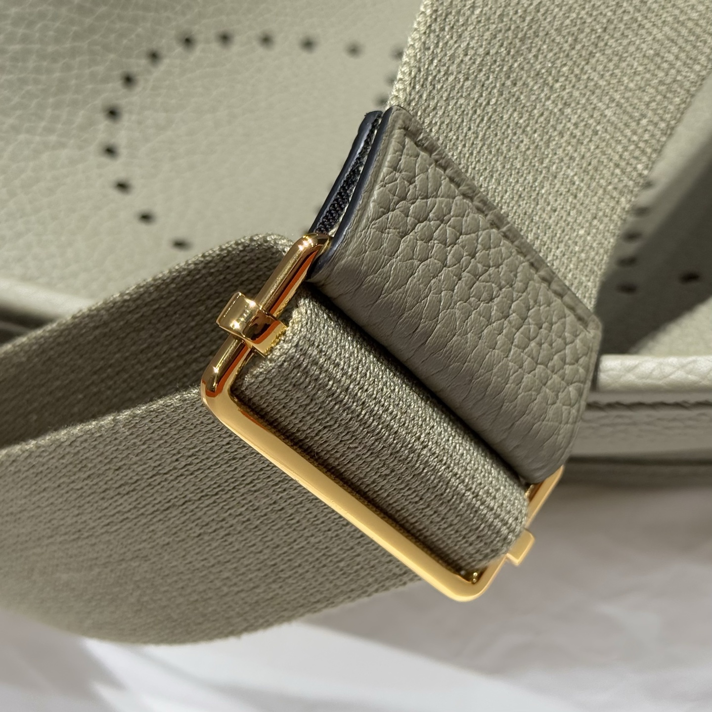 Hermès “Sage Green” Evelyne 29