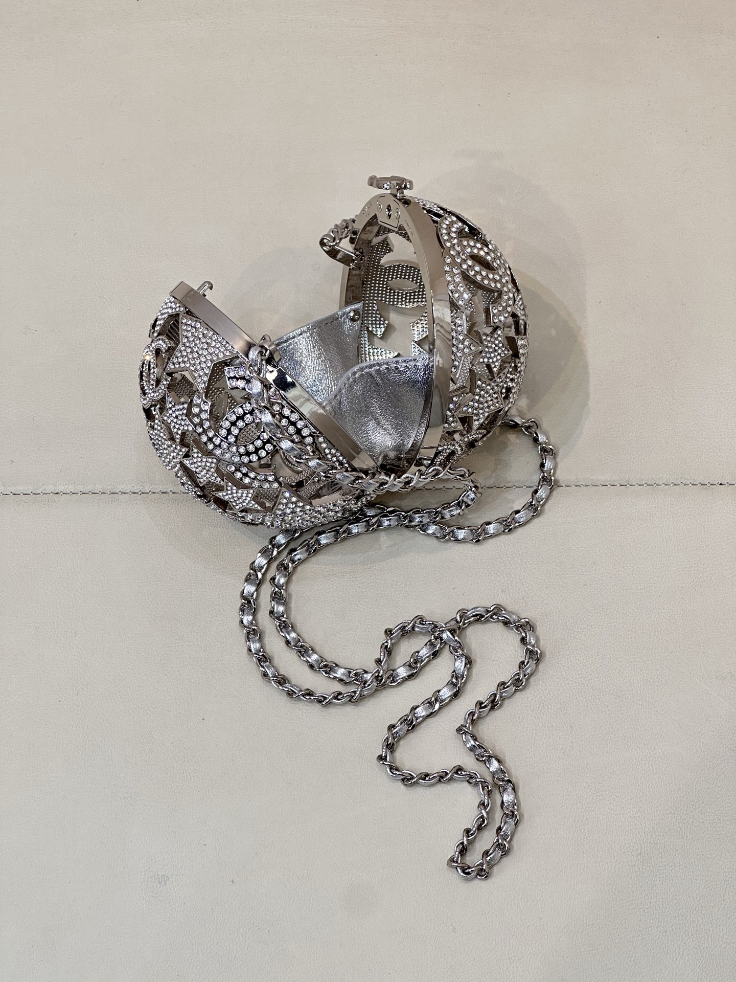 Chanel Métiers d’art Sphere Minaudiere Gold-Tone Metal & Strass Golden & Crystal