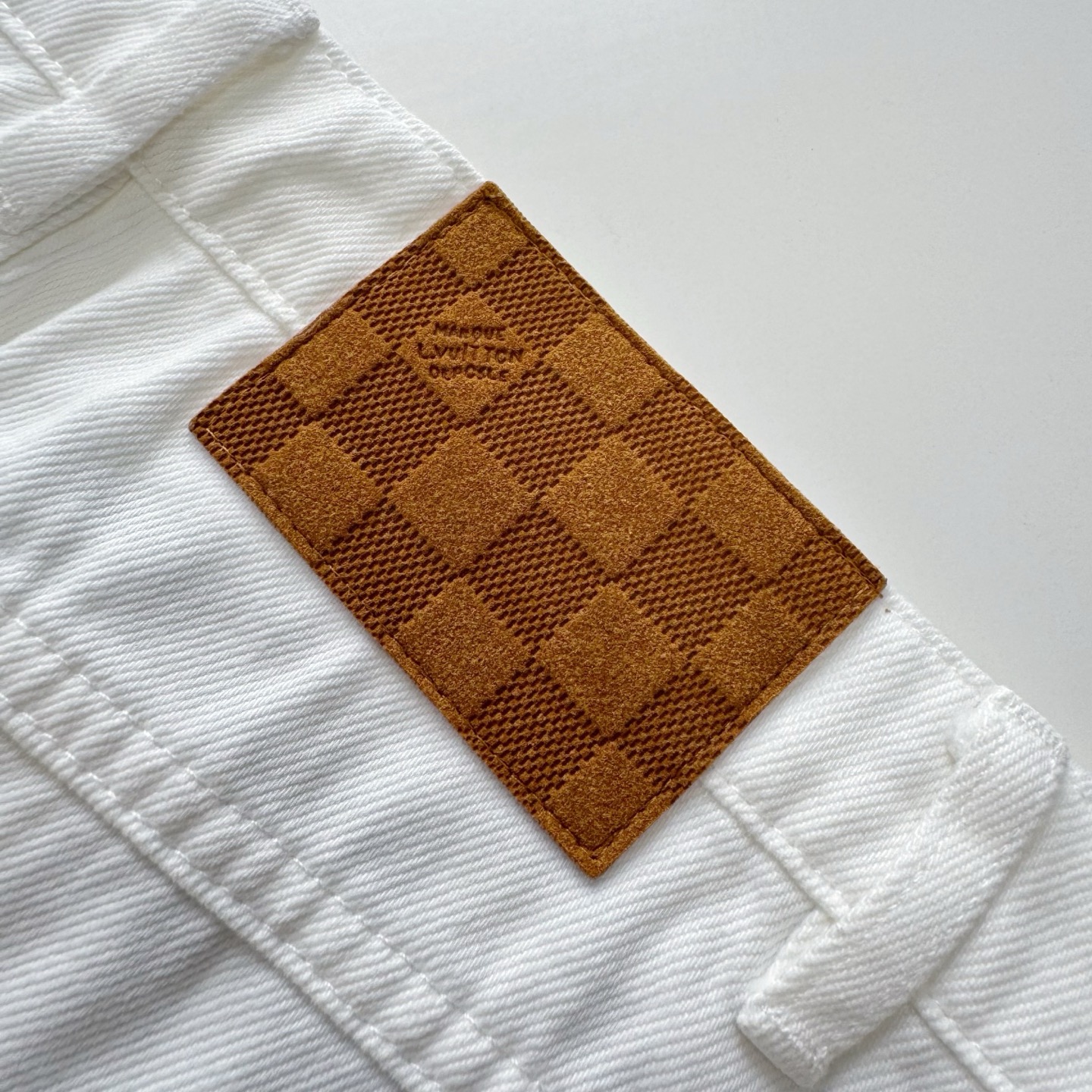 LV 25SS Leather Patch Denim Jeans