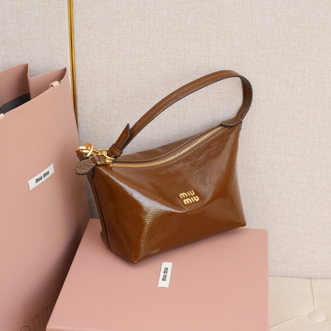 Miu Miu Glossy Crackle-Texture Lunch Tote