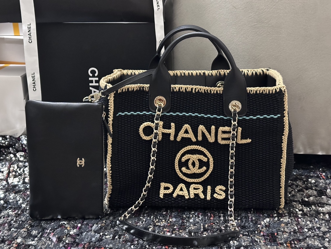 Chanel 24s woven beach bag-black